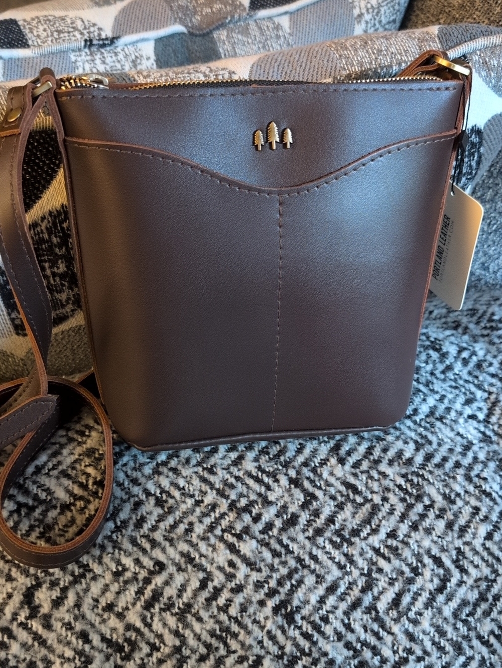 Portland Leather Grizzly Cypress Crossbody Bag NWT